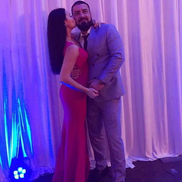 Meet your Posher, Veronika - Picture 1 of 1